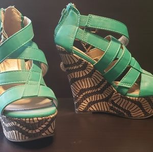 Qupid Kelly Green Strappy Wedges